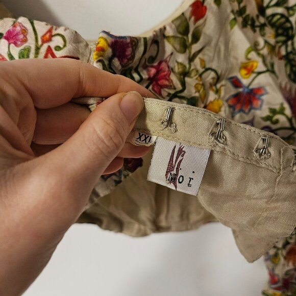 Chennur Silk Hand Painted Lehenga Blouse Set With Dupatta - Picture 6 of 12